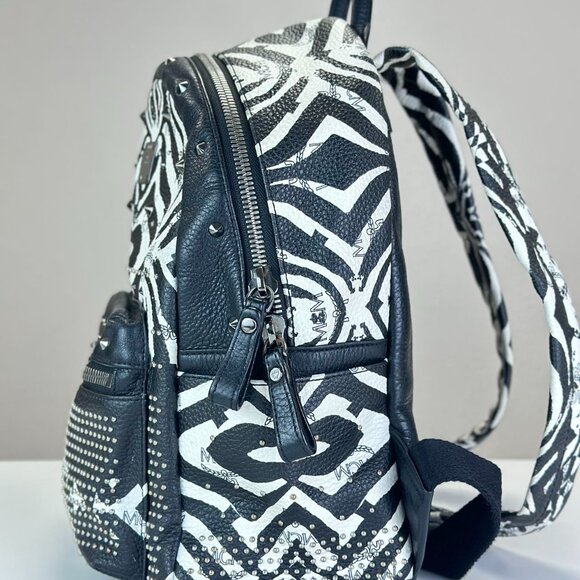 MCM Black and White Leather Backpack main image 7